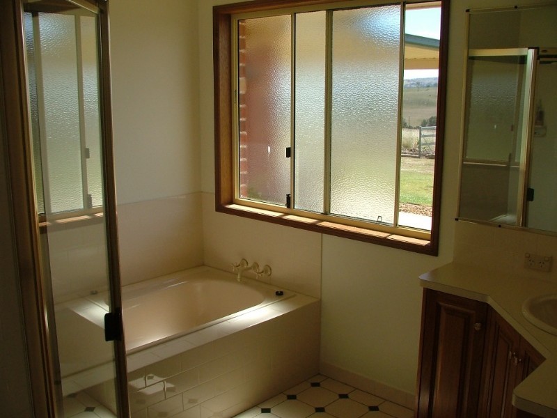 228 Valewood Road, Geham QLD 4352