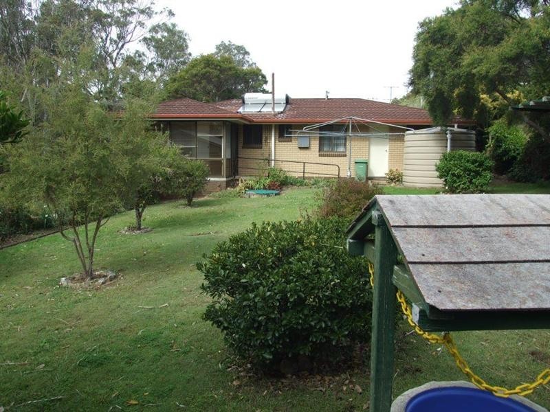 2 Junction Street, Crows Nest QLD 4355