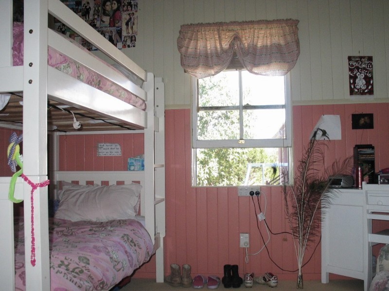 26 South Street, Crows Nest QLD 4355