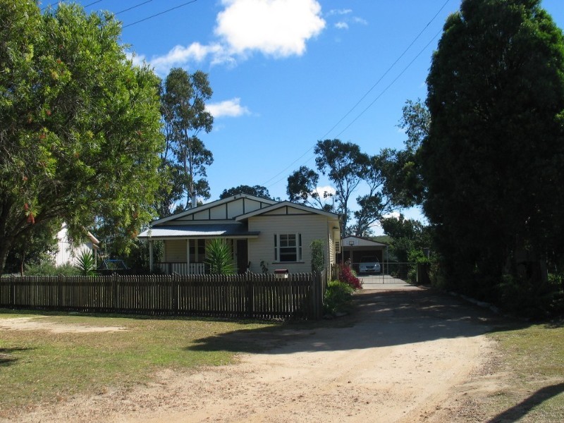 26 South Street, Crows Nest QLD 4355