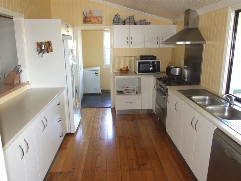 209 Pechey Forestry Road, Crows Nest QLD 4355