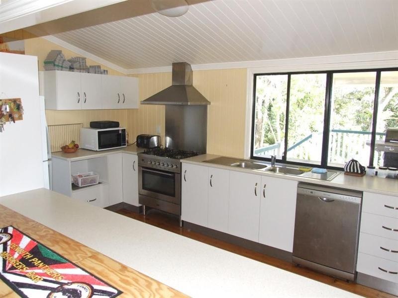 209 Pechey Forestry Road, Crows Nest QLD 4355