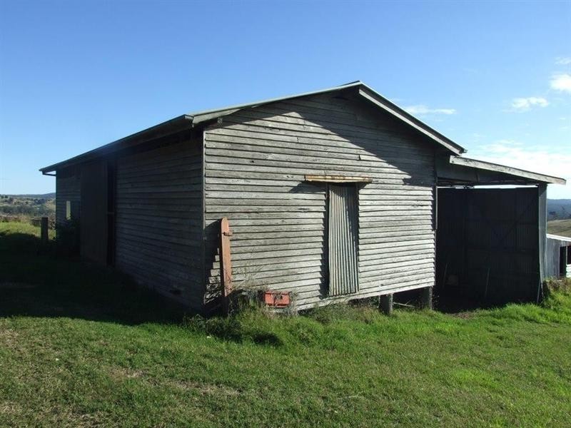 209 Pechey Forestry Road, Crows Nest QLD 4355
