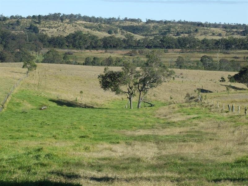 209 Pechey Forestry Road, Crows Nest QLD 4355