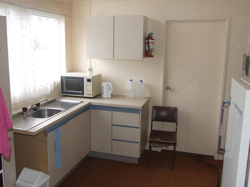 Shop 1/82 Mocatta Street, Goombungee QLD 4354