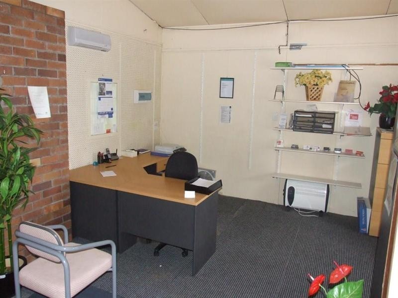 Shop 1/82 Mocatta Street, Goombungee QLD 4354