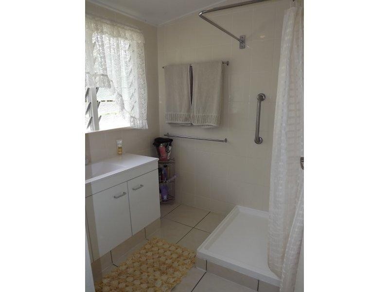 13 Short Street, Crows Nest QLD 4355