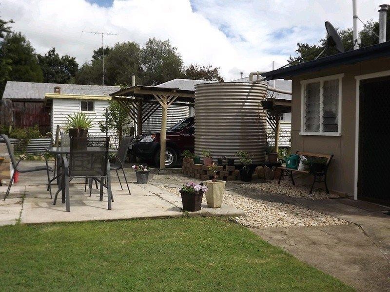 13 Short Street, Crows Nest QLD 4355