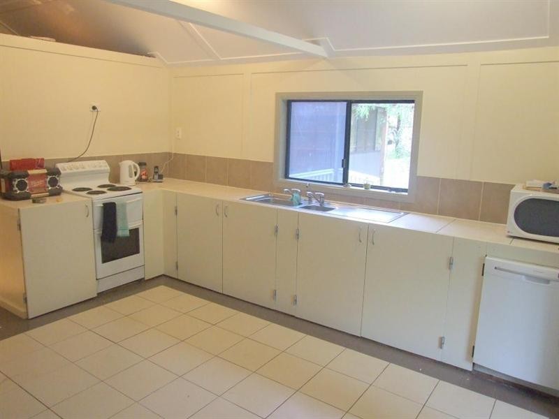 568 Douglas Plainby Road, Goombungee QLD 4354