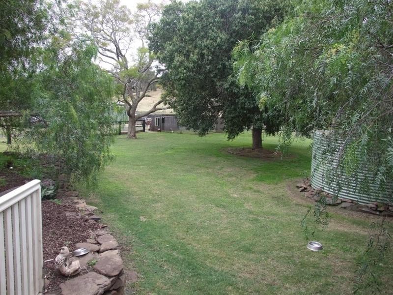 568 Douglas Plainby Road, Goombungee QLD 4354