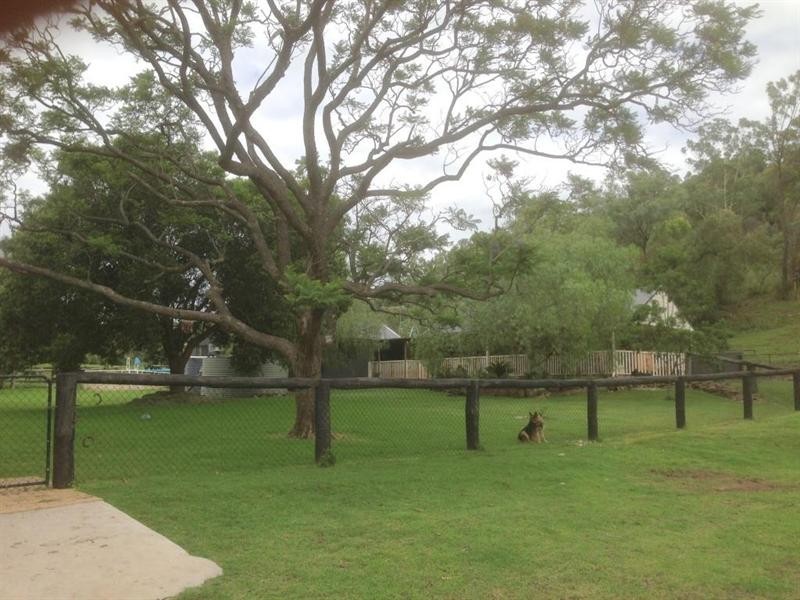 568 Douglas Plainby Road, Goombungee QLD 4354