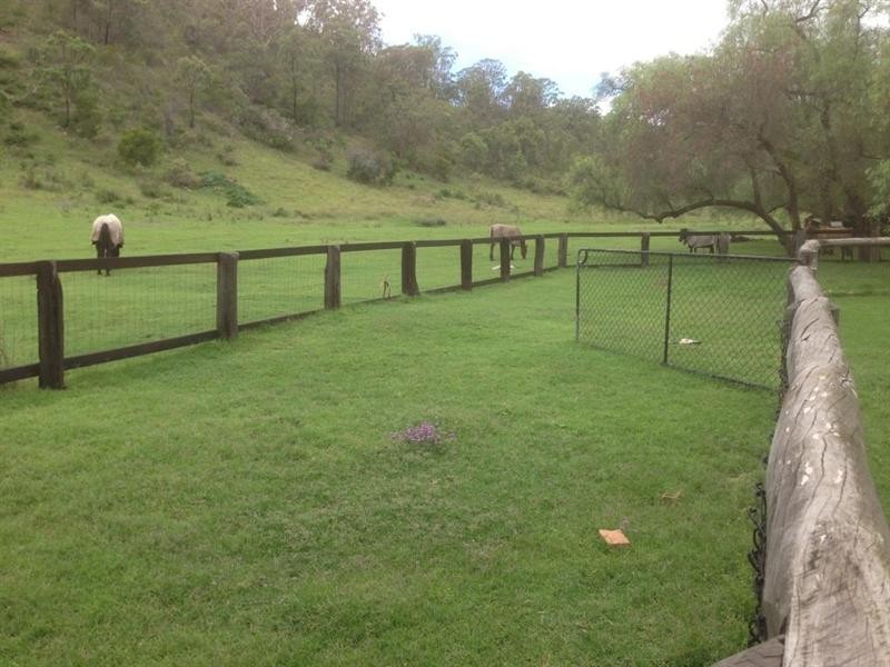 568 Douglas Plainby Road, Goombungee QLD 4354