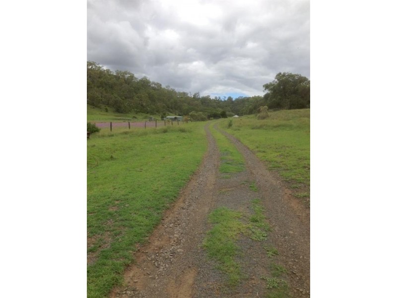 568 Douglas Plainby Road, Goombungee QLD 4354