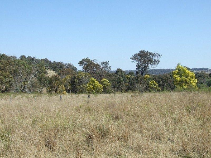 000 McCafferty Road, Hampton QLD 4352