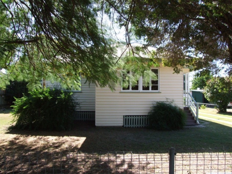 27 Bauhinia Street, Gatton QLD 4343