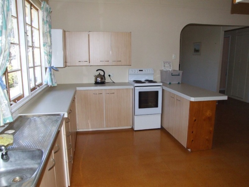 27 Bauhinia Street, Gatton QLD 4343