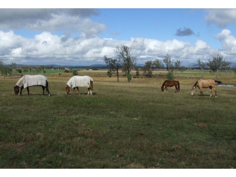 2 Logan Road, Gatton QLD 4343