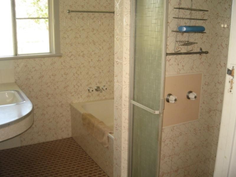 Lake Clarendon QLD 4343