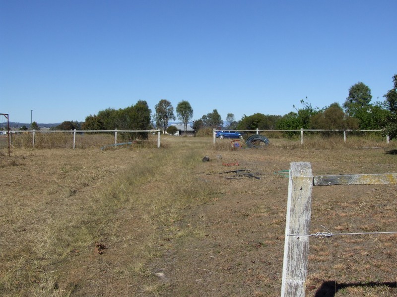 Lockyer Waters QLD 4311