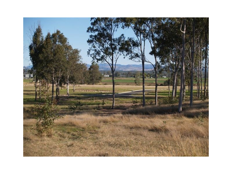 1 mountain view Drive, Gatton QLD 4343