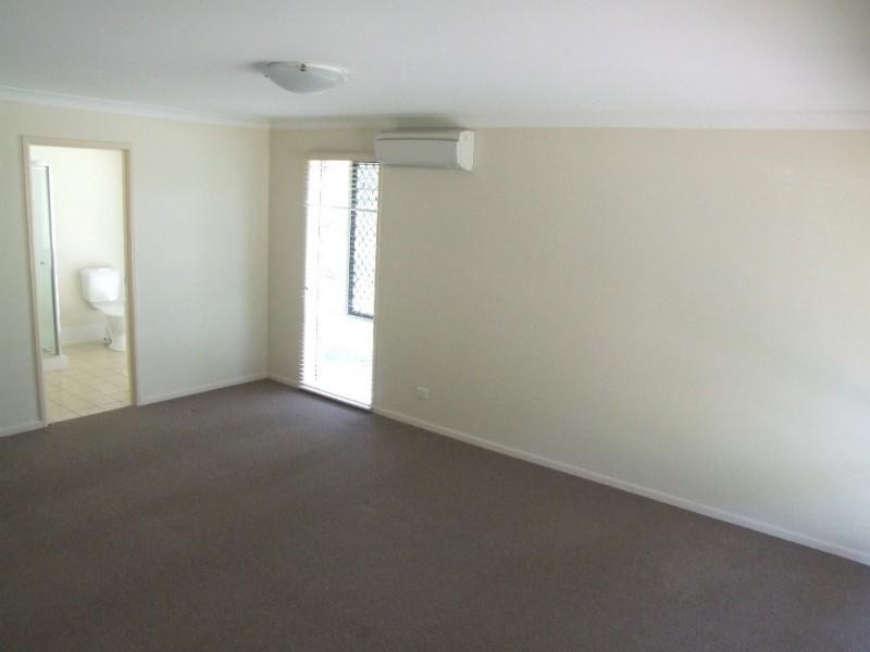 Kensington Grove QLD 4341