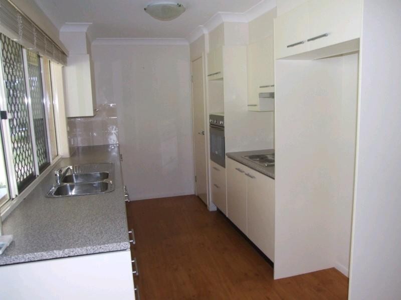 Kensington Grove QLD 4341