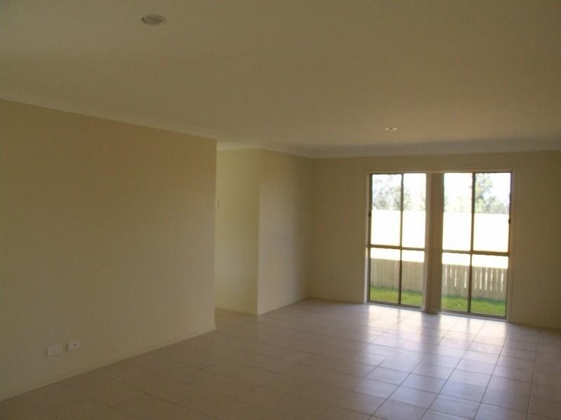 Adare QLD 4343