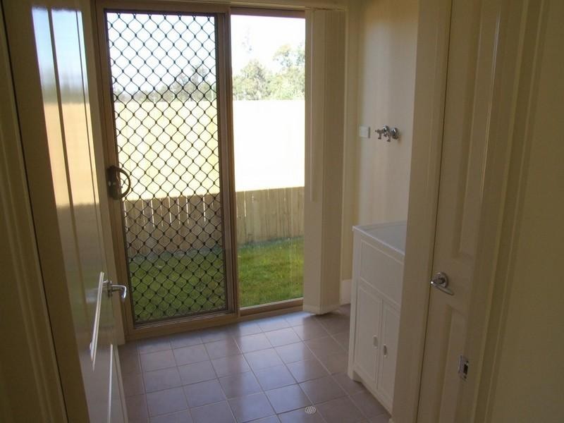 Adare QLD 4343