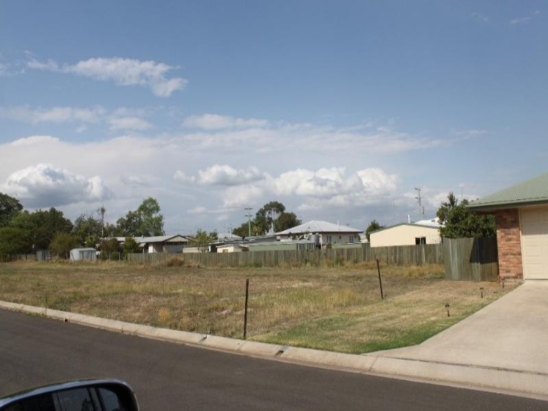 8 Ivy Court, Gatton QLD 4343