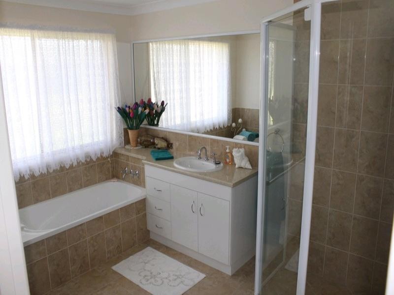 Lake Clarendon QLD 4343