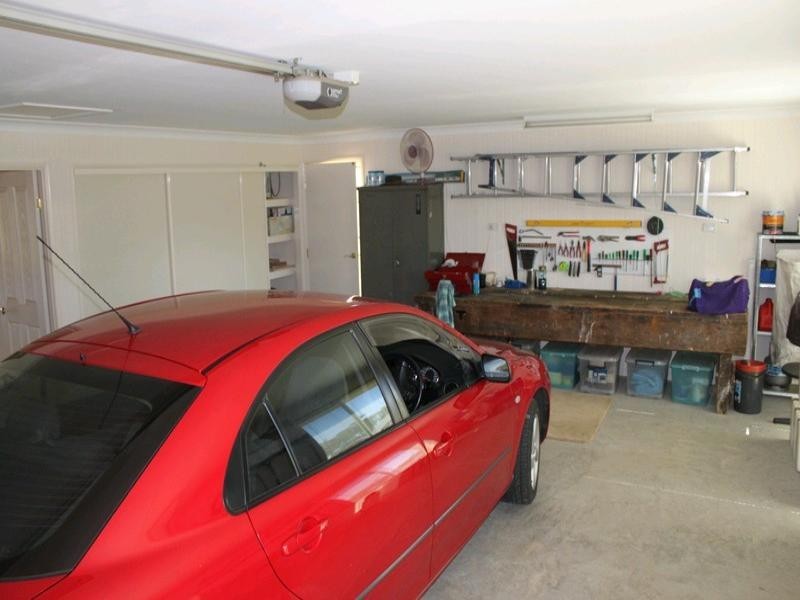 Lake Clarendon QLD 4343