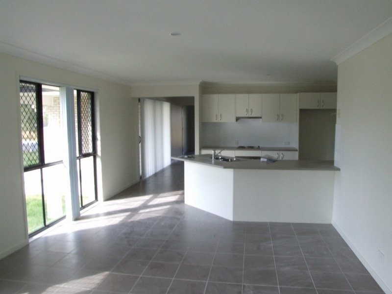 Adare QLD 4343