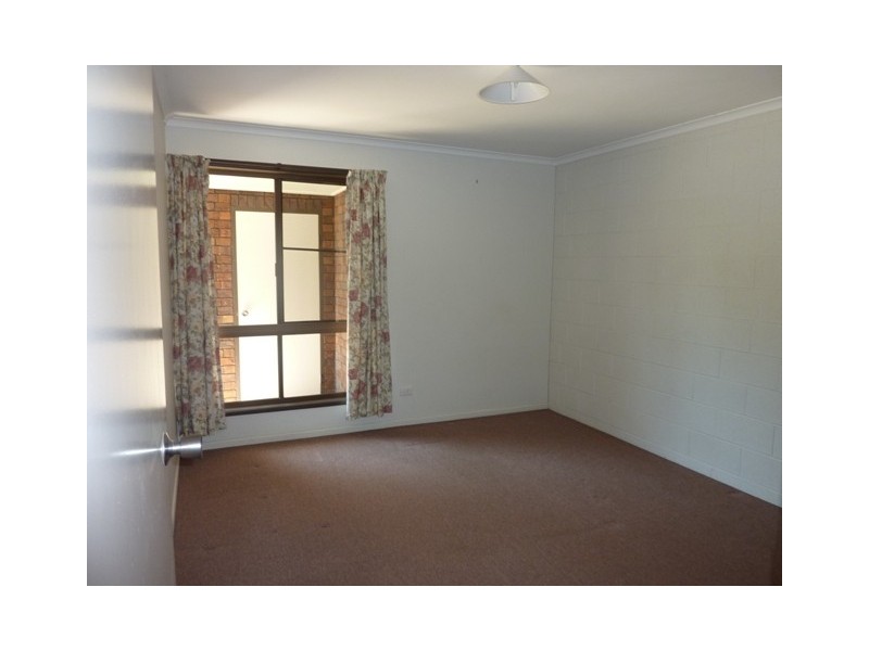 2/52 Hennessy Street, Gatton QLD 4343