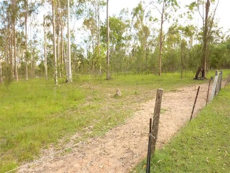 Lockyer Waters QLD 4311