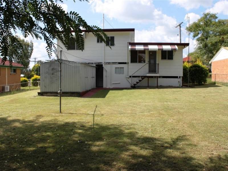 7 Douglas Avenue, Laidley QLD 4341