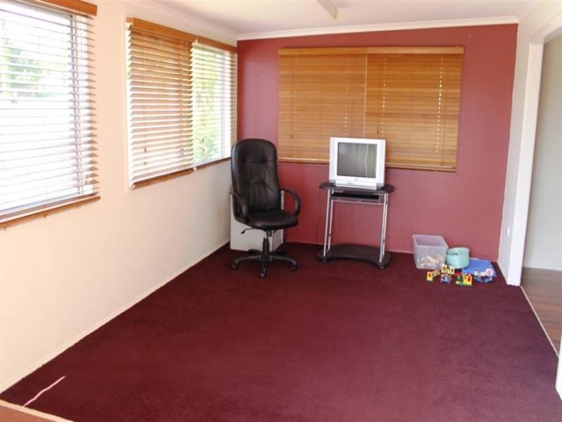 7 Douglas Avenue, Laidley QLD 4341