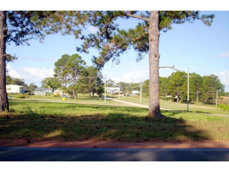 1 Banksia Street, Russell Island QLD 4184