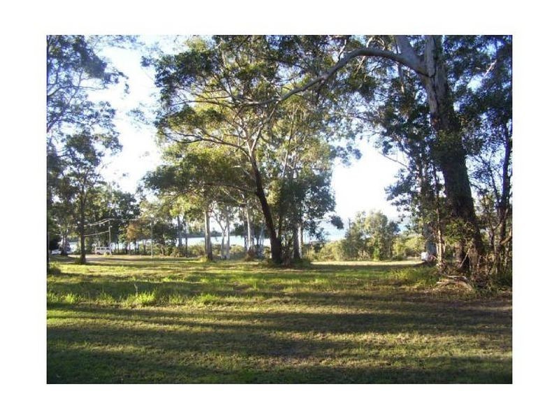 24-26 High Street, Russell Island QLD 4184