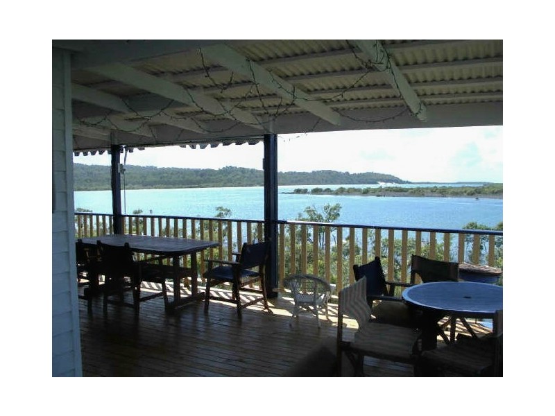 106 Crescent Drive, Russell Island QLD 4184