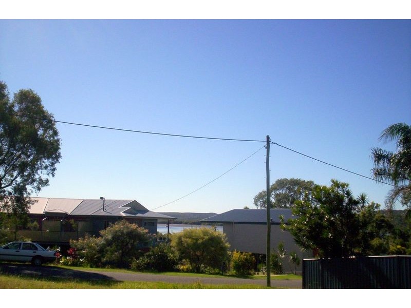 40 Bay Drive, Russell Island QLD 4184