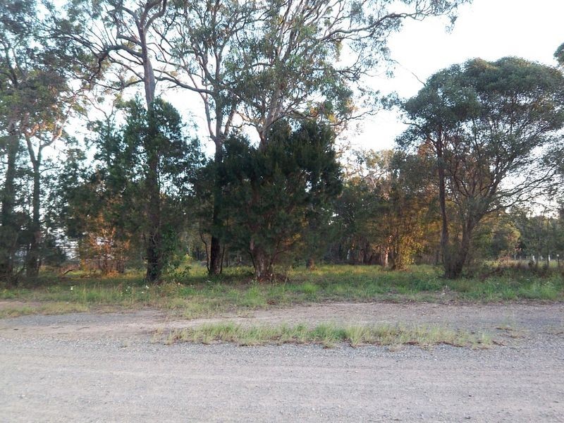 16 Tenanne Street, Russell Island QLD 4184