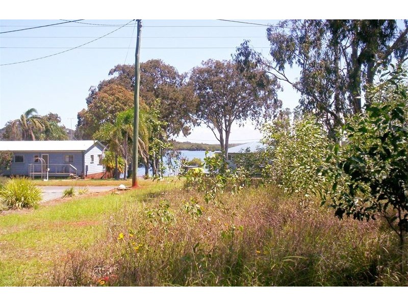 127 Canaipa Point Drive, Russell Island QLD 4184