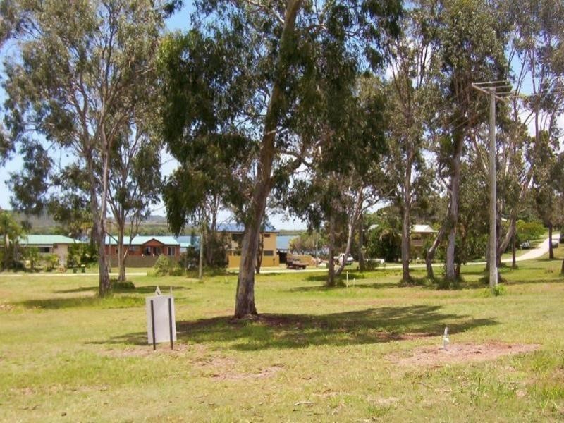 33 Zephyr Street, Russell Island QLD 4184