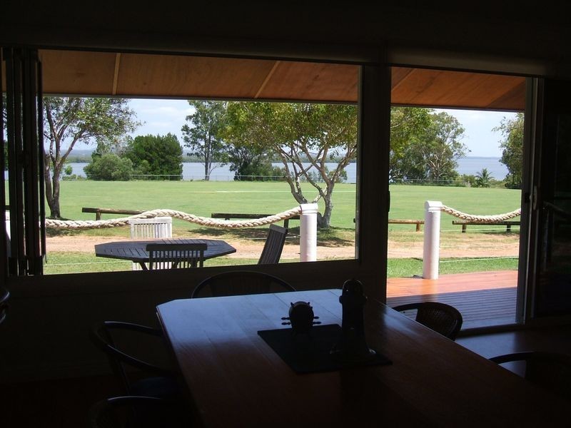 8 Beth Street, Russell Island QLD 4184