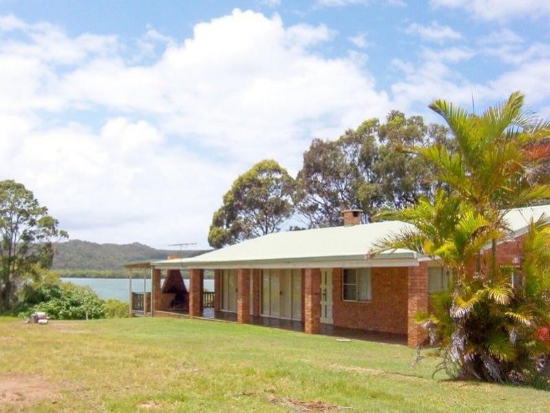 70 Canaipa Point Drive, Russell Island QLD 4184