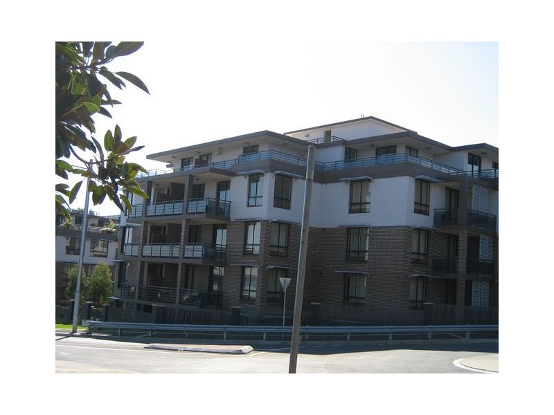 2109/20 Porter Street, Meadowbank NSW 2114