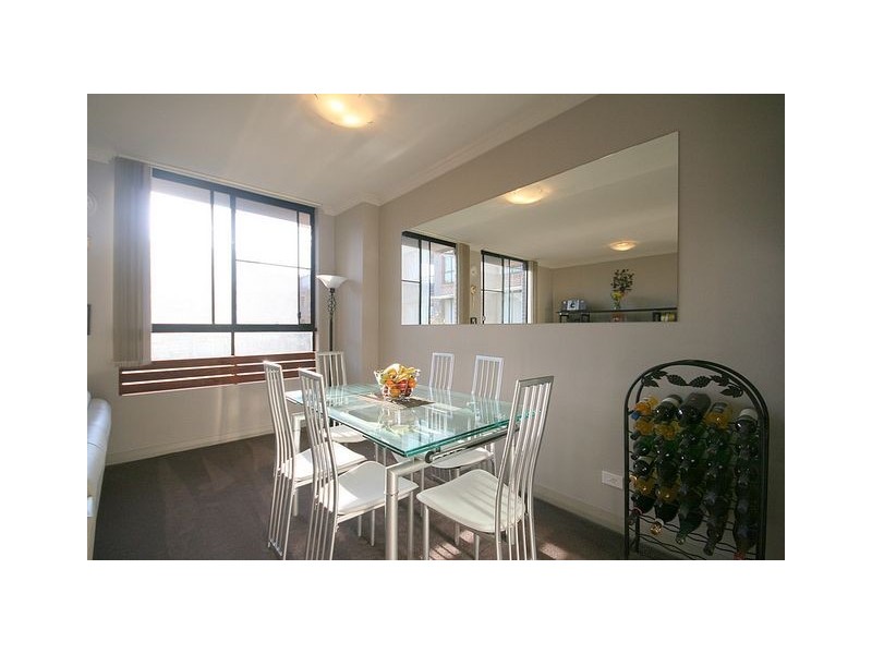 2109/20 Porter Street, Meadowbank NSW 2114