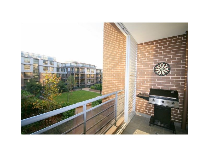 2109/20 Porter Street, Meadowbank NSW 2114