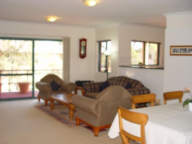 1/3 Devlin Street, Ryde NSW 2112