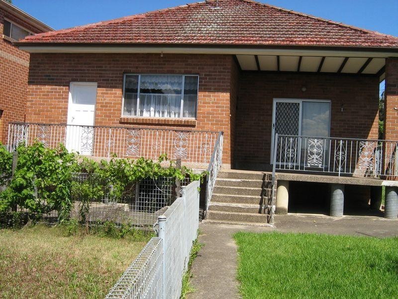 56 Cressy Road, Ryde NSW 2112